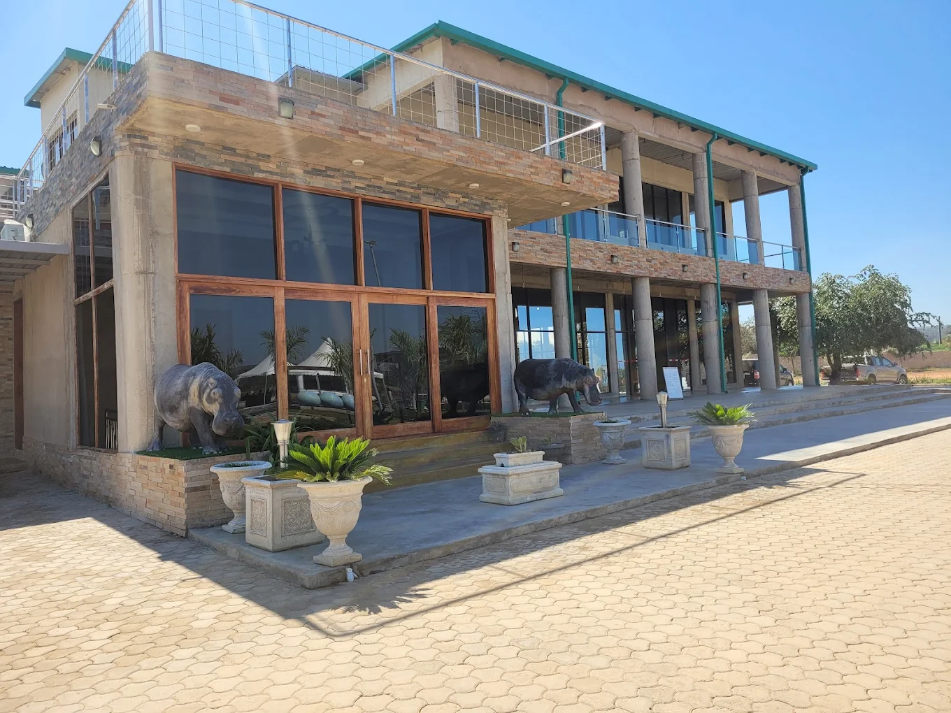 Escape to Serenity: Why Quiet Waters Resort is Your Perfect Getaway